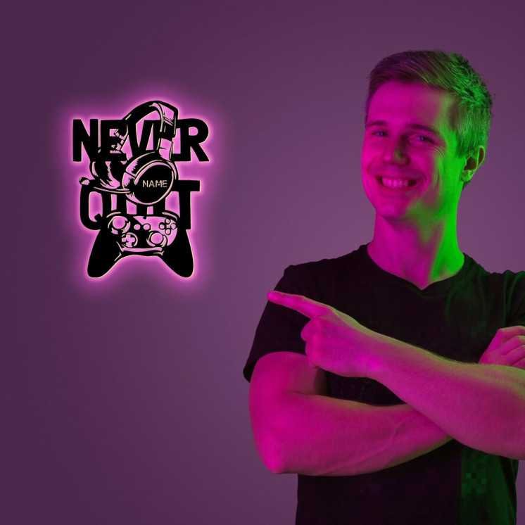 NEVER QUIT - RGB Led Gaming Schild - Gamer Geschenkidee personalisiert Mit Name Wand Lampe - Zimmer Deko - Besondere Geschenke